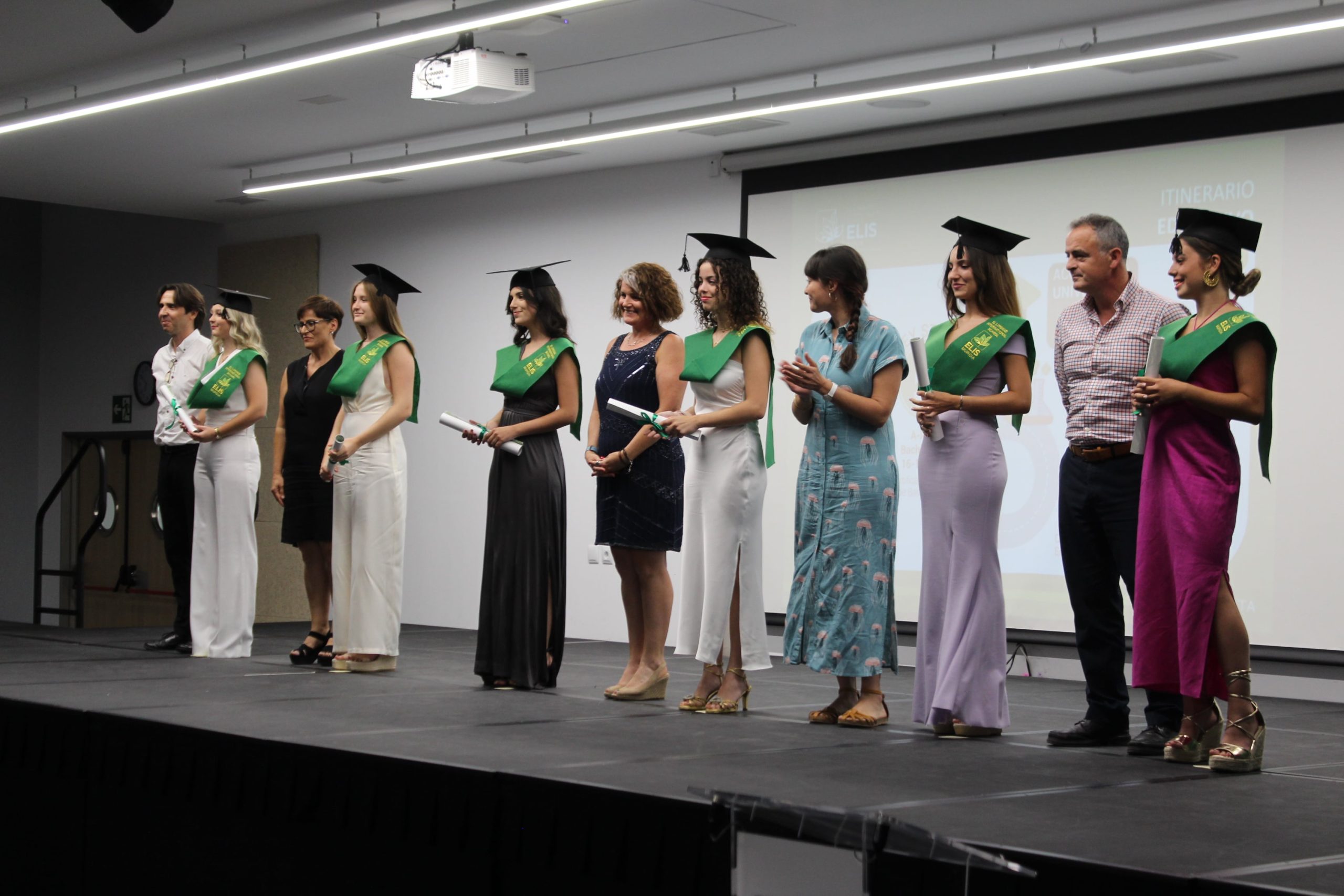 Graduation Y13 2022 (20)