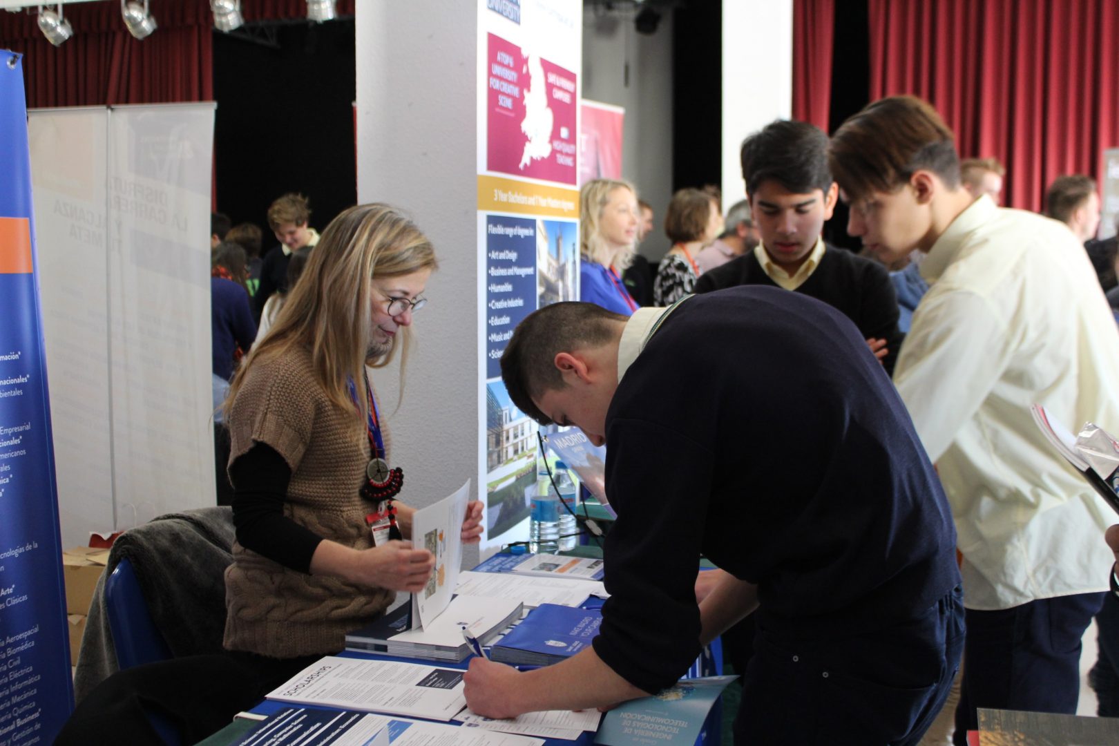 ELIS-El-Limonar-International-School-Villamartin-University-Fair-Feria-Universidades-8-min